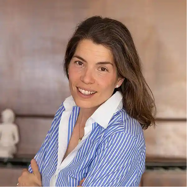 Mar — Directora Desarrollo de Negocio