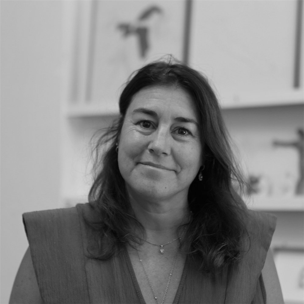 María